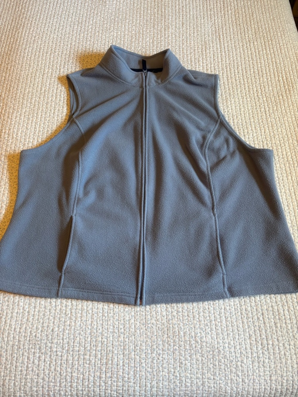 Westbound Women’s Blue Zip Up Vest